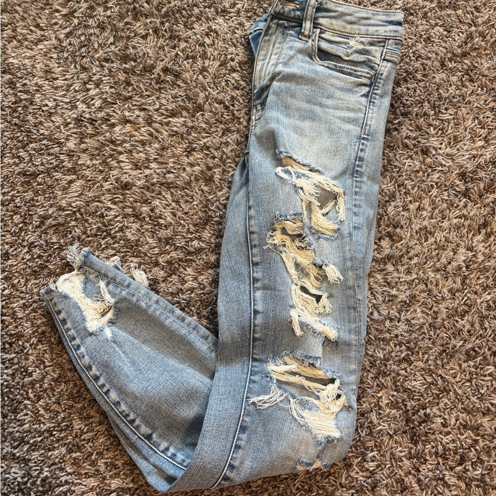 American Eagle Outfitters Light Blue Distressed Boyfriend Jeans